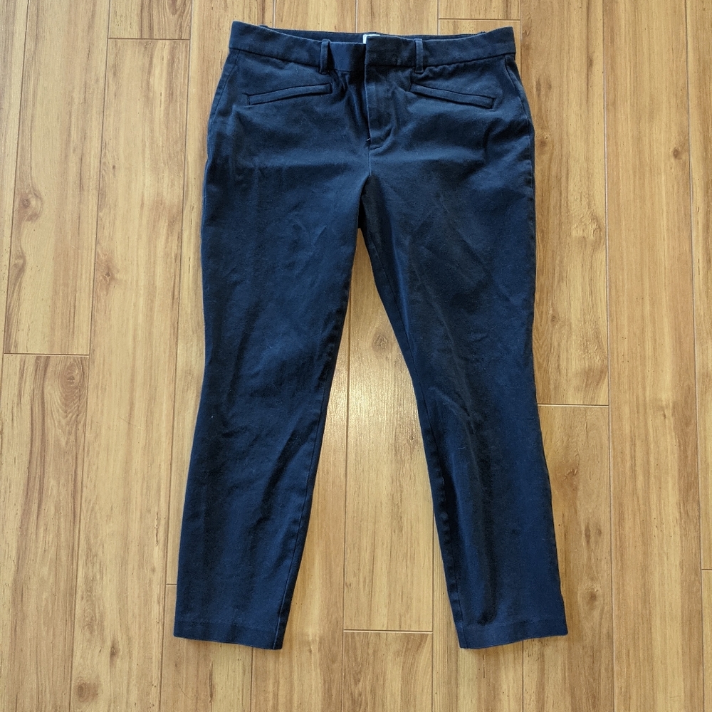 Gap Signature Cut Capri Navy Blue